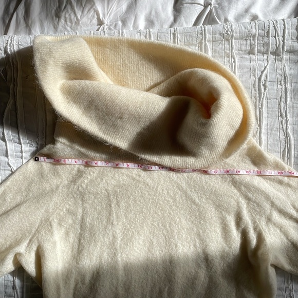 Acne Studios Daze Mohair Pearl White Wool Knit Sweater - Picture 6 of 12